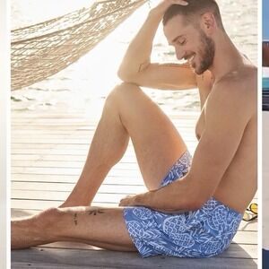 Chubbies Thigh-Napples Mens Faded Blue Pineapple Lined 7 Inch Swim Trunks Sz XXL